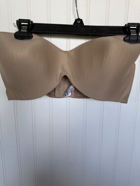 Lilyette Smooth Strapless Bandeau Bra in Nude Beige